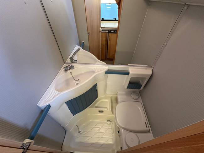 Knaus Südwind 400 TS As Good as Gold foto: 9