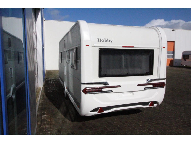 Hobby Excellent Edition 540 UL Enkele bedden en rondzit! 