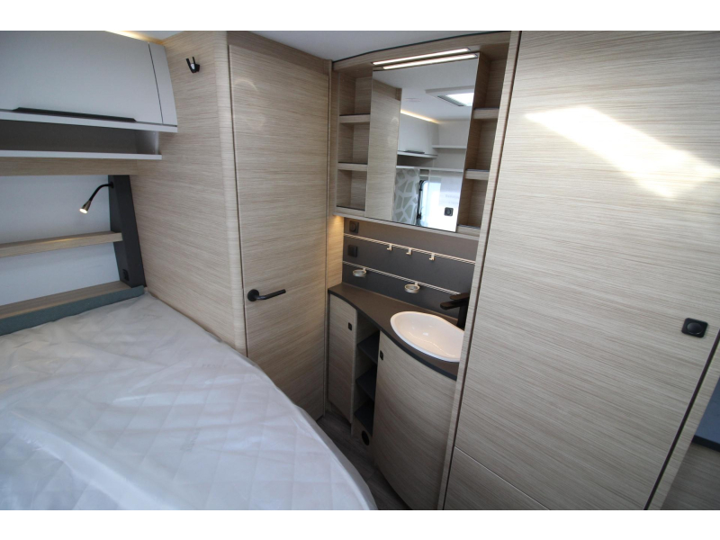 Fendt Apero Activ 390 FH Frans bed & eindkeuken!  foto: 7
