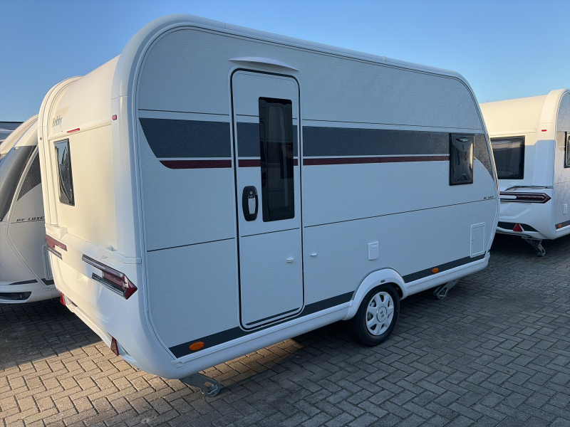 Hobby De Luxe 400 SFE Model 2027 