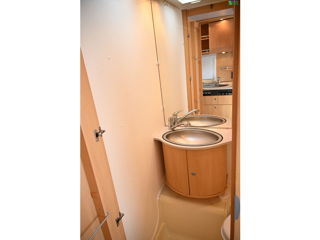 Dethleffs Camper 470V foto: 18