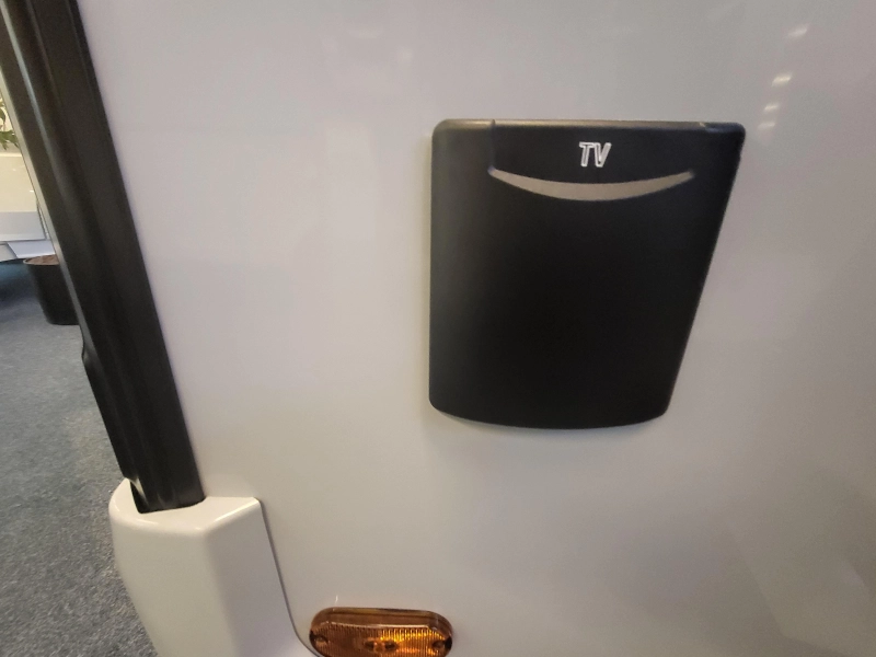 Knaus Sudwind Black Selection 460 EU mooi compleet af fabriek  foto: 6