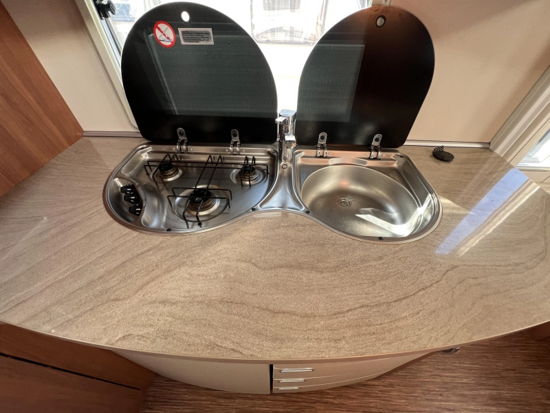 Hobby Prestige 540 UL Luifel, Mover, Airco  foto: 9