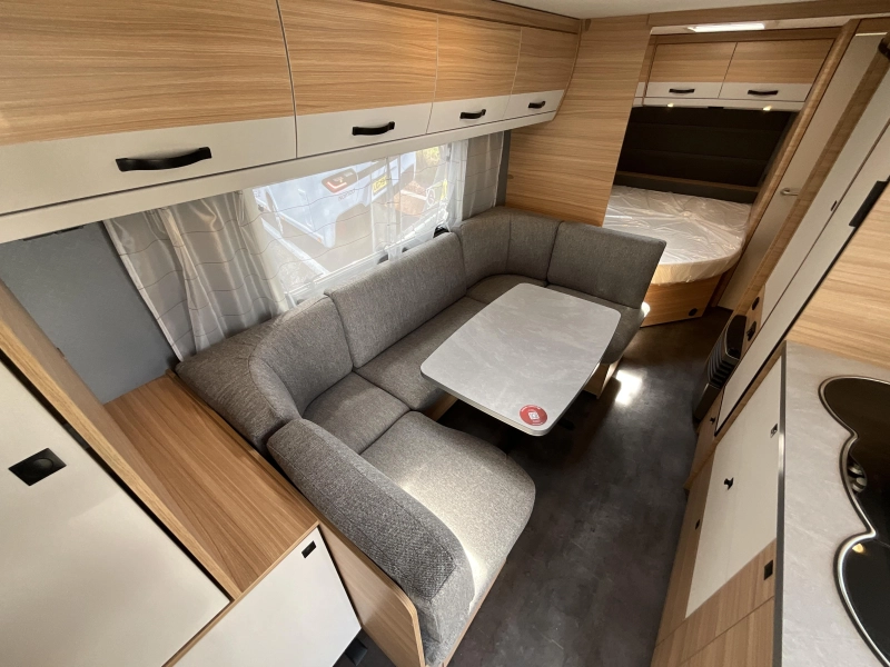 Dethleffs Summer Edition 560 FMK PRIMEUR-STAPELBED  foto: 2
