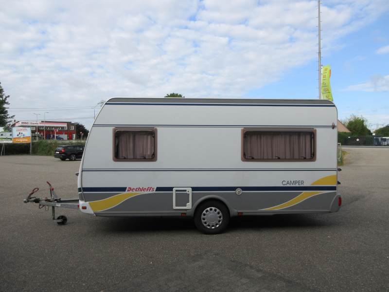 Dethleffs Camper 440 DB DWARSBED EN VASTE LUIFEL  foto: 17