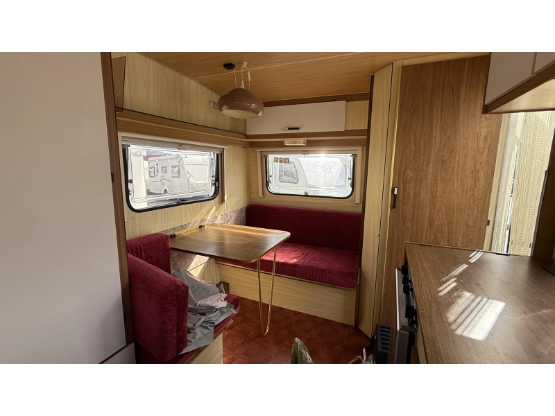 Roller One 380 treinzit vast bed toilet  foto: 4