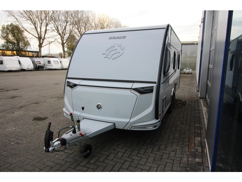 Knaus Sudwind Black Selection 460 EU AIRCO ACTIE  foto: 4