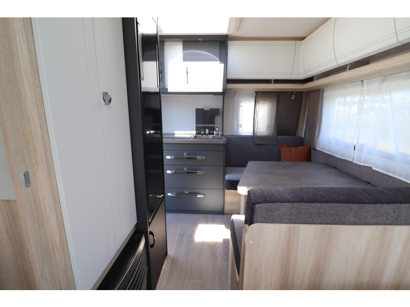 Hobby De Luxe 400 SFE MODEL 2027 - 815  foto: 13