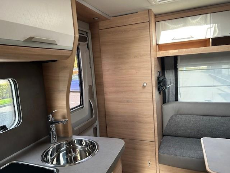 Knaus Sudwind Black Selection 420 QD  foto: 8