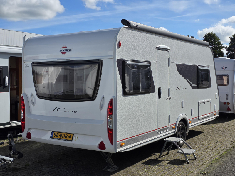 Bürstner Premio IC-line 460 TS  foto: 2