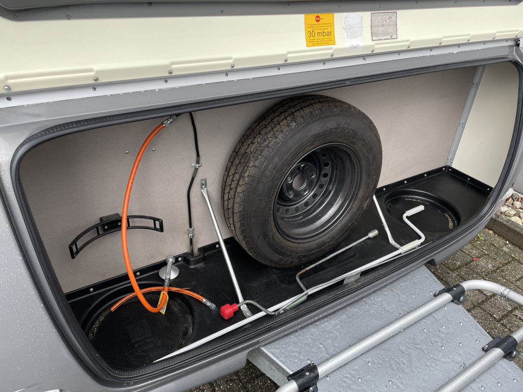 Bürstner AVERSO 410 TS HEFBED MOVER COMPACT 5.99M foto: 19