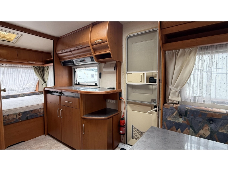 Hobby Excellent 470 UF dwars bed rondzit toilet  foto: 6