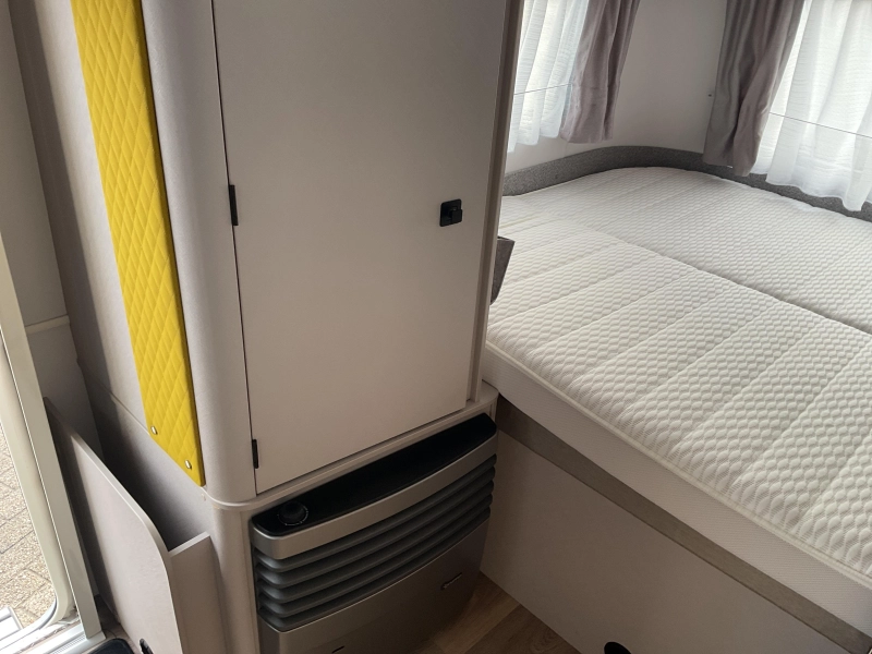 Eriba Touring 310 Urban Memphis design pak.  foto: 8