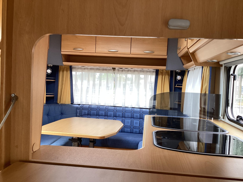 Knaus Sudwind 450 TUF voortent  foto: 17