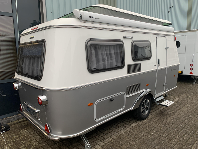 Eriba Touring Urban 530 Hordeur/Serv.luik/Luifel 
