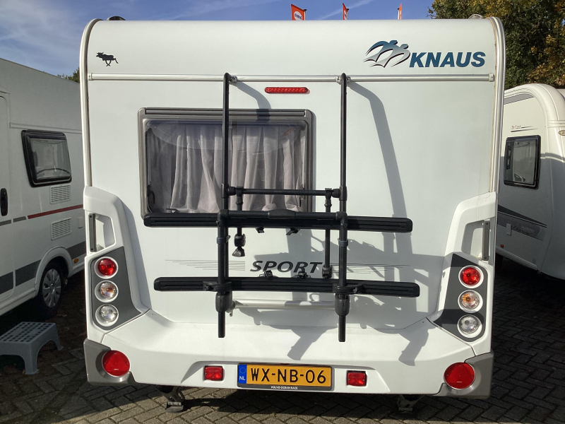 Knaus Sport 420 QD mover/ voortent  foto: 19