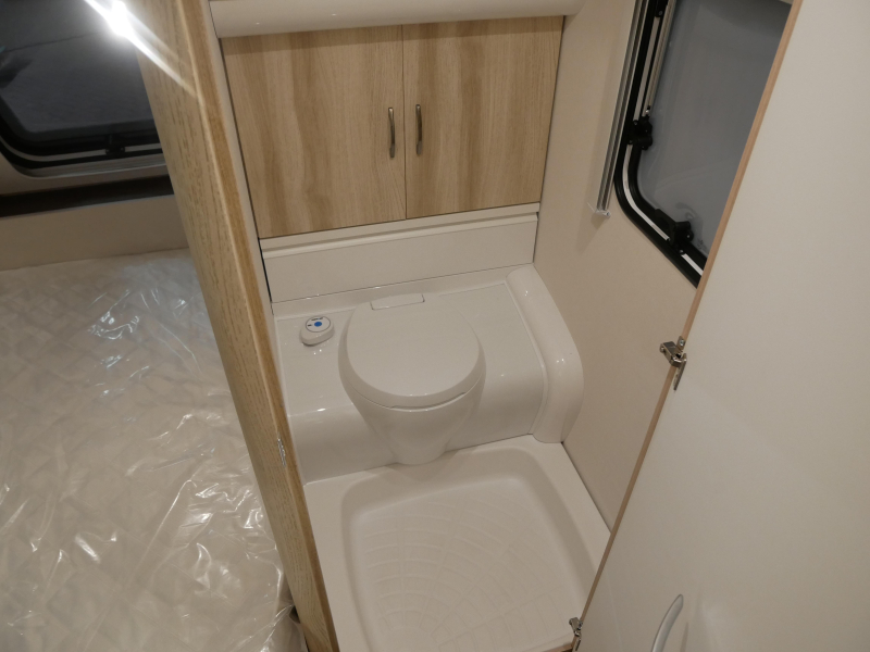 Hobby De Luxe 400 SFE Model 2027  foto: 12