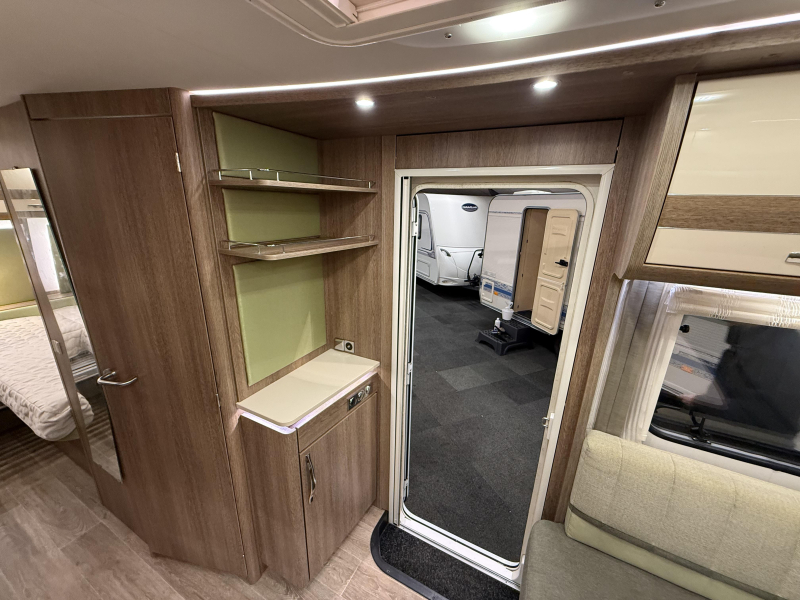 Dethleffs Beduin 510 V 2 BEDDEN MOVER LUIFEL  foto: 10