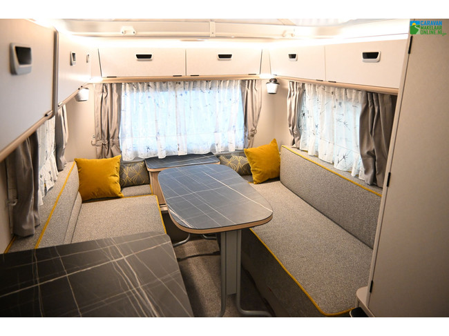 Eriba Touring Triton 420 foto: 5
