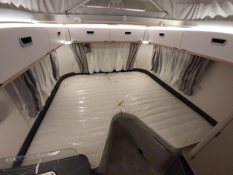 Eriba Touring Silver Editie 542 mooi compleet  foto: 7