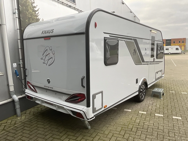 Knaus Sudwind Black Selection 500 UF VLOERVERW-GRATIS MOVER 