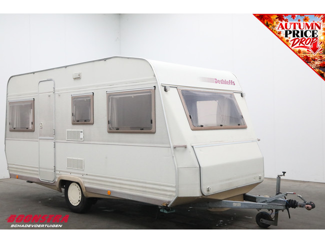 Dethleffs RB 5A Dwarsbed Middenkeuken