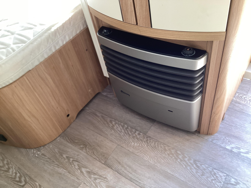 Hobby De Luxe 460 UFE omnistor  foto: 11