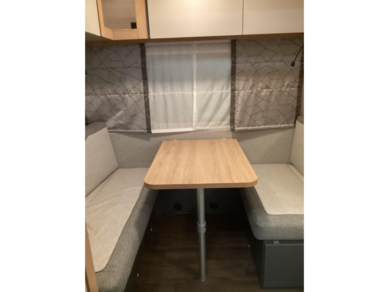 Knaus Sport 420 QD dwarsbed  foto: 1