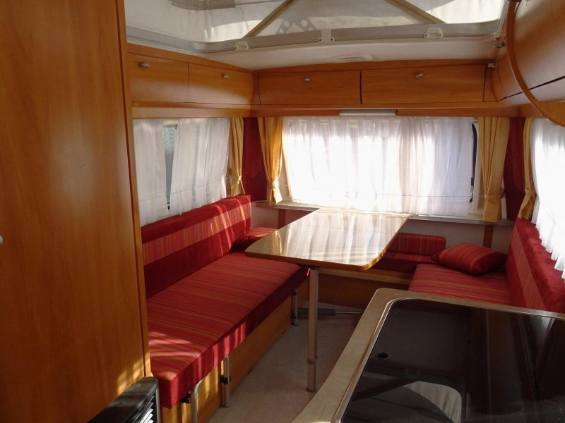 Eriba Touring 410 GT hele mooie uitvoering  foto: 6