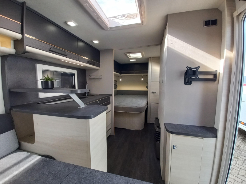 Caravelair Artica 520 mover-cassette-TV-beugel  foto: 7