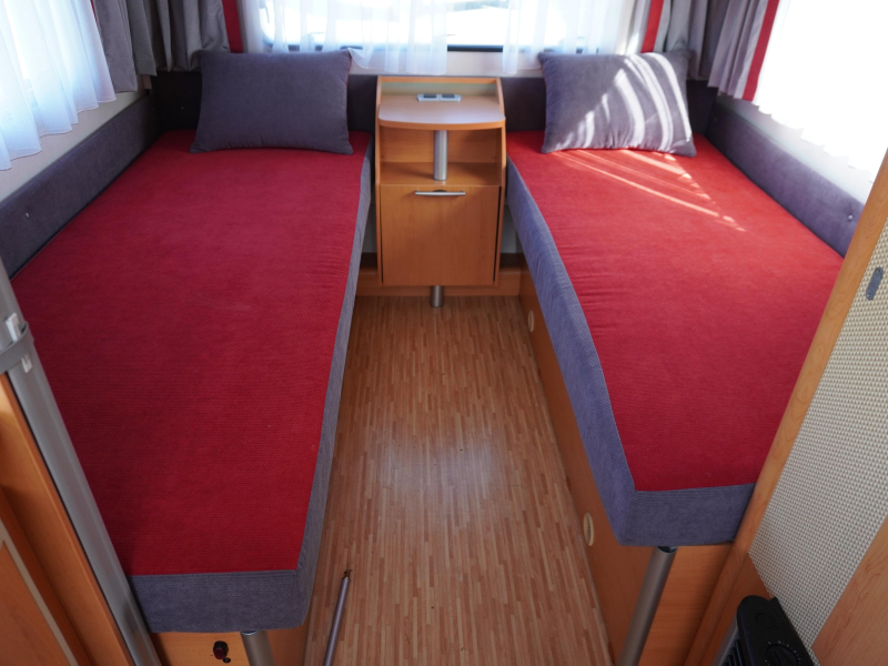Eriba Living 480 MET MOVER, LUIFEL, AIRCO 