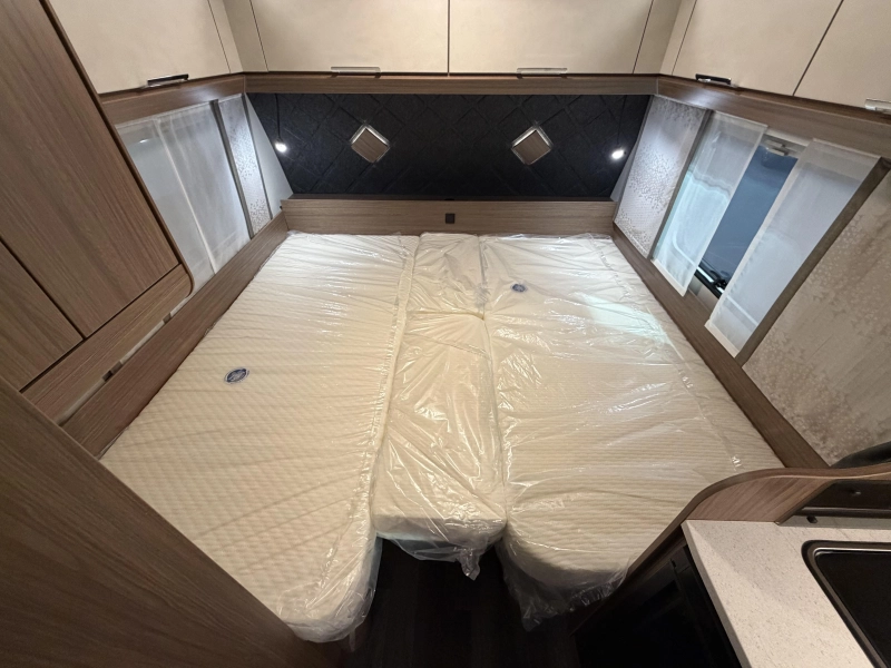 Tabbert Cazadora 460 E enkele bedden  foto: 14