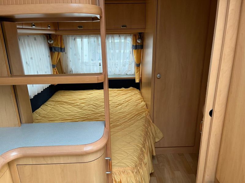 Hobby De luxe Easy 460 UFE FRANS BED TENT FIETSDRG  foto: 5