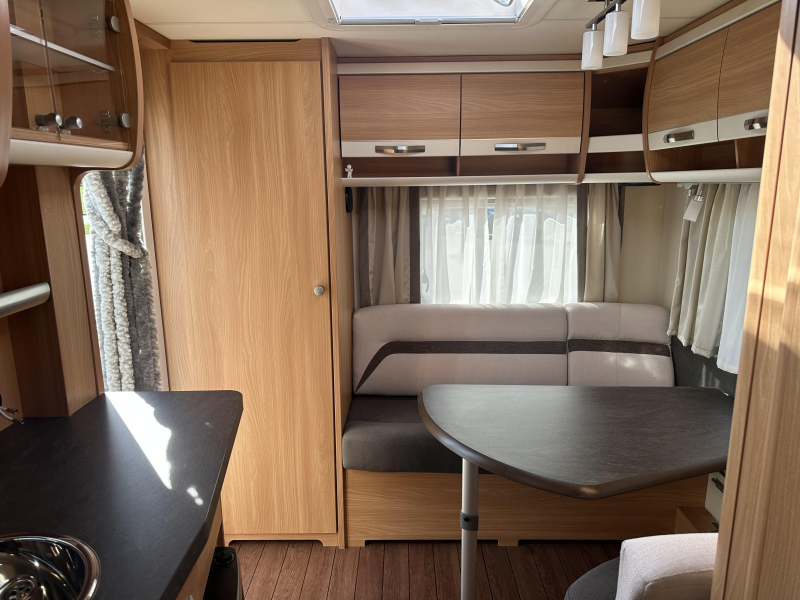 Knaus Sudwind Silver Selection 420 QD luifel - fietsdrager  foto: 8