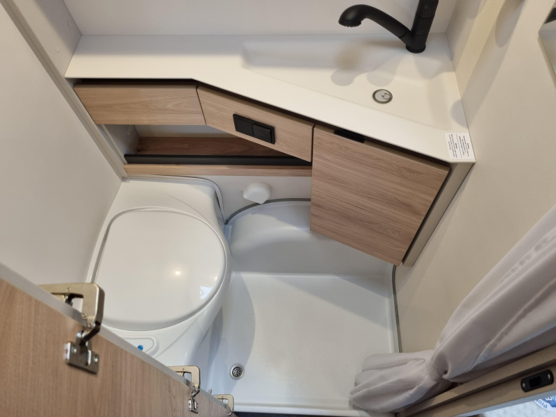 Dethleffs Camper 460 EL  foto: 11