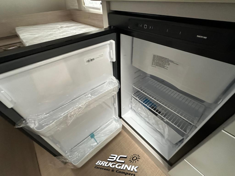 Bürstner Premio 460 TL ENKEL BED VLOERVERWARMING  foto: 10