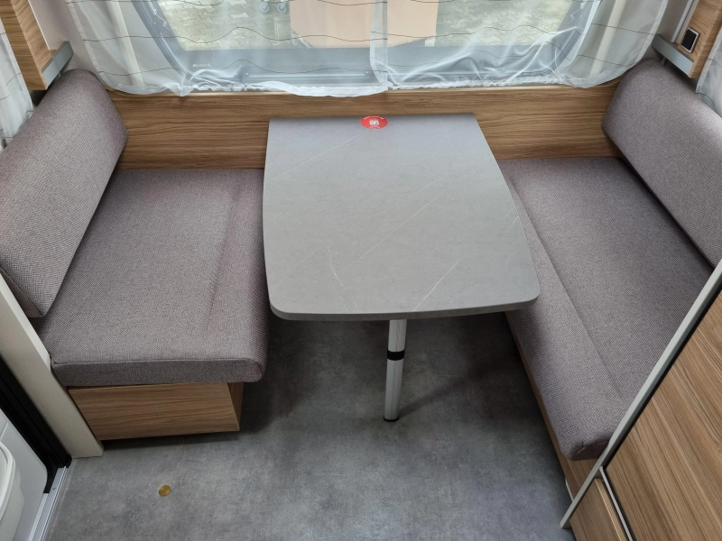 Dethleffs Nomad 460 EL First Edition  foto: 6