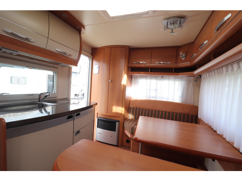Hobby Excellent 410 SFE Mover/ Luifel/ Voortent  foto: 15