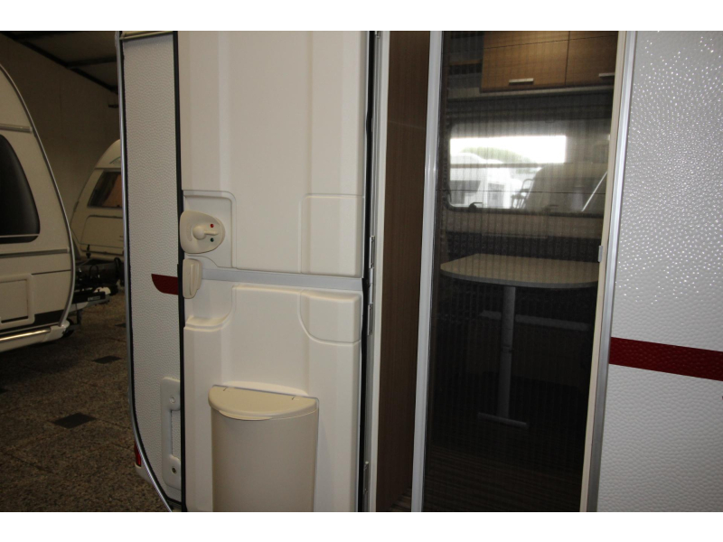 Adria Aviva Lite 390 PS Mover,Voortent,Fietsenrek  foto: 18
