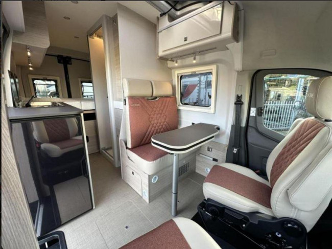 Bürstner Lineo C 590 AUTOMAAT + SLAAPDAK