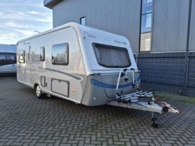 Eriba Nova GL 532 Mover - enkele bedden  foto: 1
