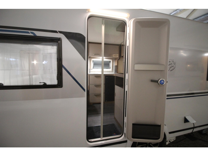 Knaus Sport 450 FU Voortent Walker, Mover,  foto: 19