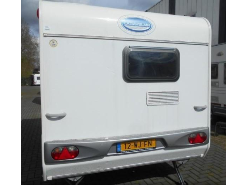Caravelair Antares 465 Dwarsbed / Luifel.  foto: 2
