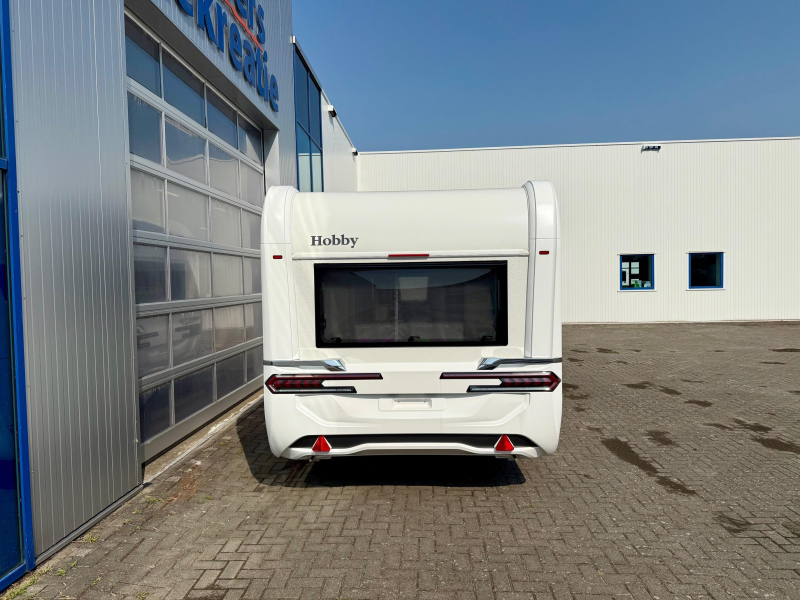 Hobby Excellent Edition 460 UFE Frans bed & rondzit! 