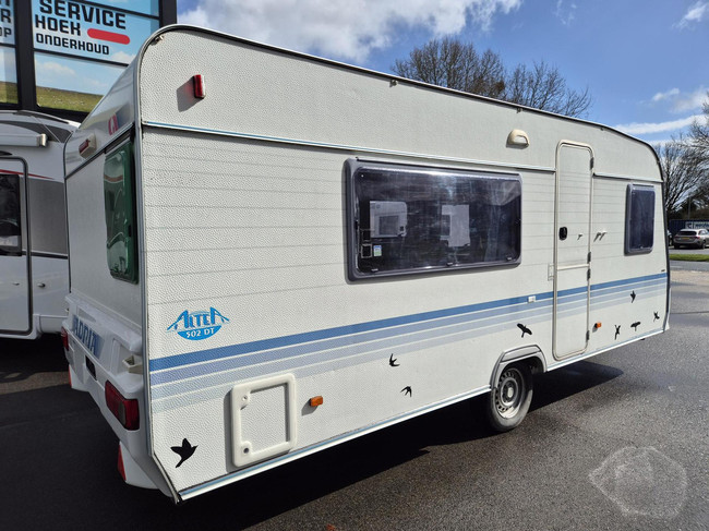 Adria ALTEA 502DT 3 pers. triple stapelbed & voortent 1e eig foto: 2