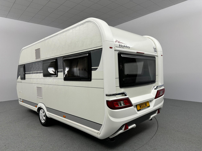 Hobby De Luxe Edition 460 Ufe foto: 2