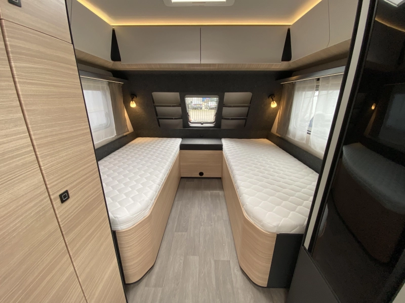 Hobby Maxia 585 UL Enkele bedden, rondzit  foto: 16