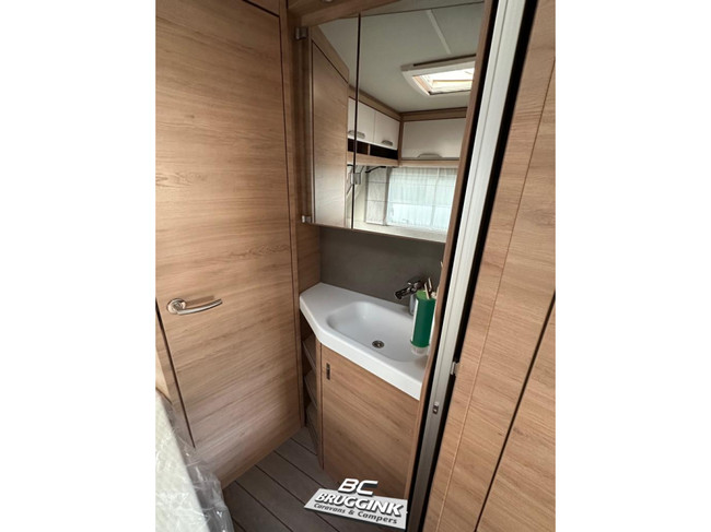 Knaus Sudwind 60 Years 500 FU Frans Bed Campovolo grijs foto: 8