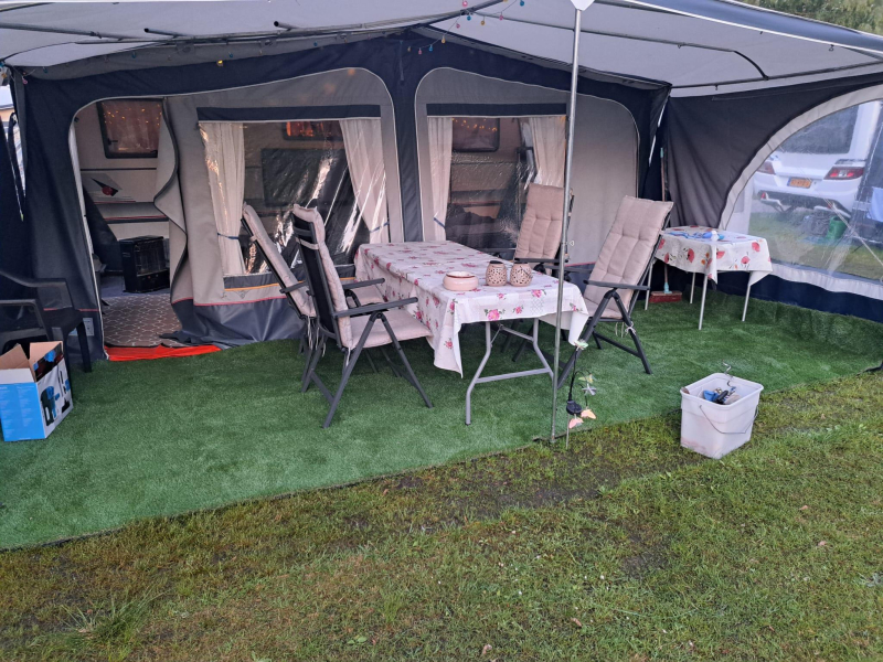 Bürstner Scala 520 enkele bedden rondzit 