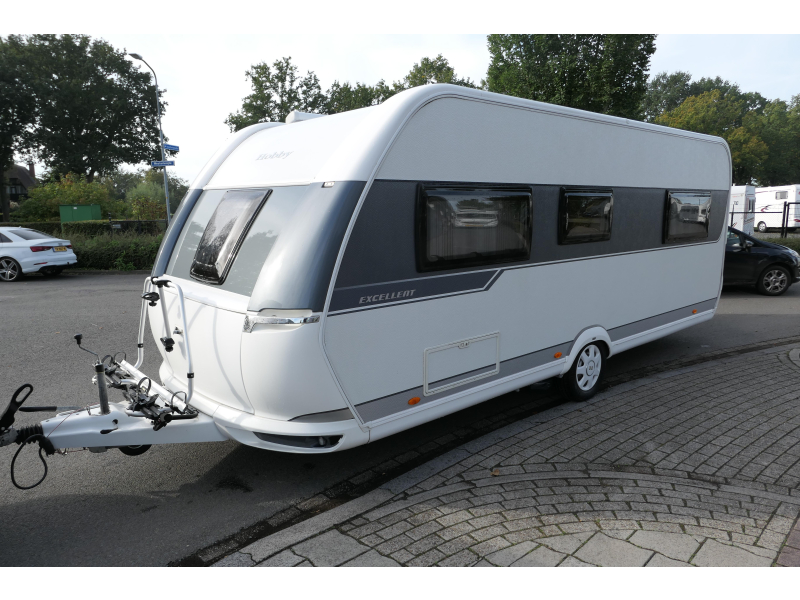 Hobby Excellent 560 CFE mover, luifel en fietsdr  foto: 4